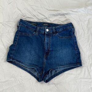 blue high waisted shorts